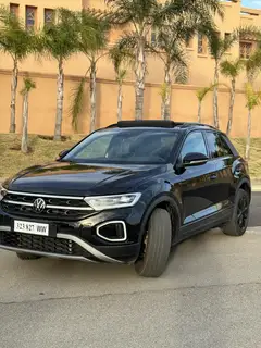 Volkswagen T-Roc thumbnail 1